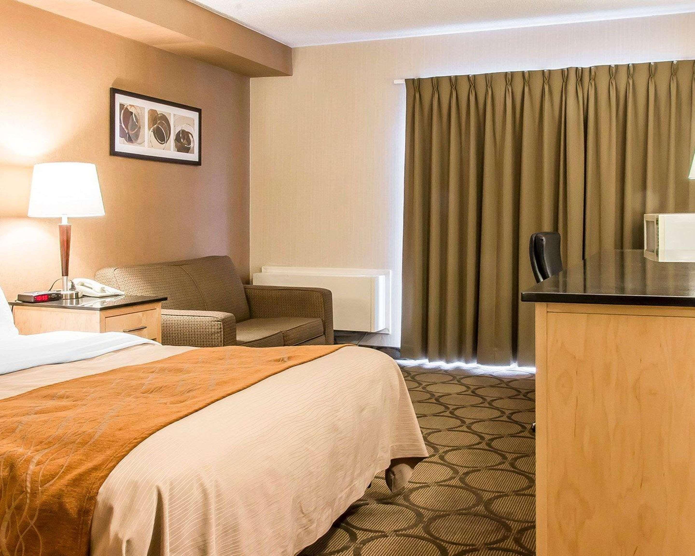 Comfort Inn Kenora Exterior photo
