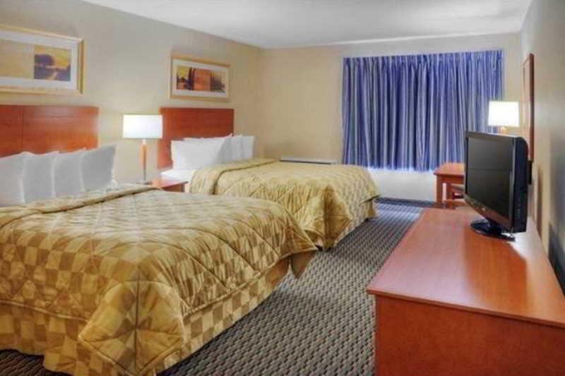 Comfort Inn Kenora Exterior photo