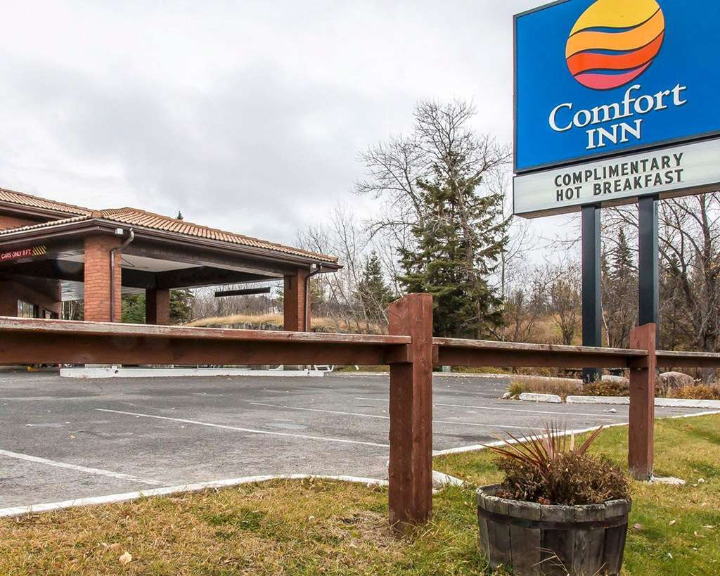 Comfort Inn Kenora Exterior photo